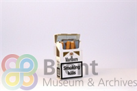 TH\CT\Museum catalogue\3D objects\2005_1_c_th.jpg; 2005.1; ; Cigarette packet